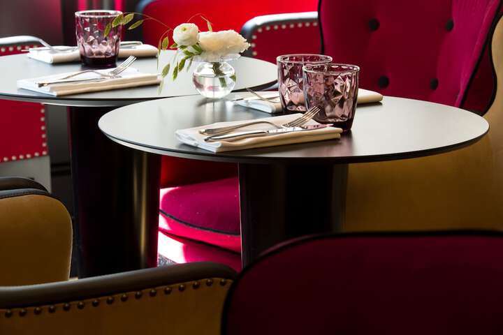 Dining 51 of 81