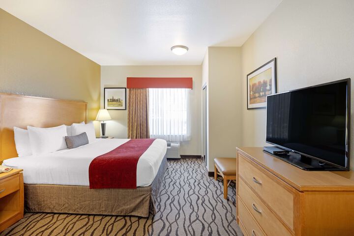 Room 17 of 36