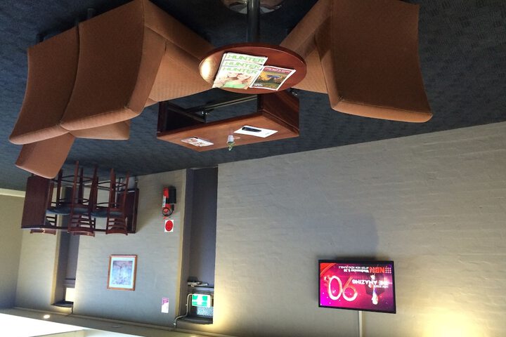 Room 6 of 29