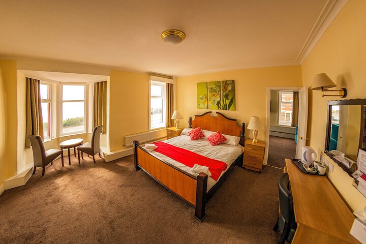 Room 16 of 68