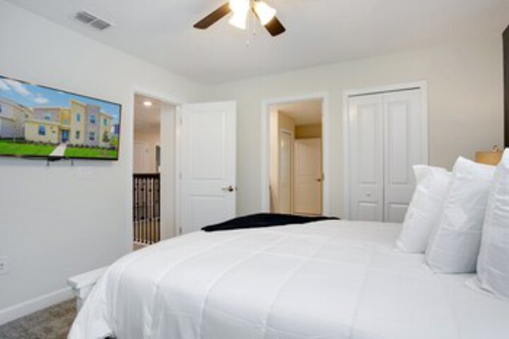 Room 48 of 67