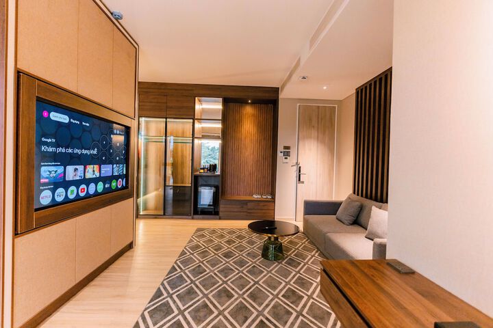 Room 43 of 74