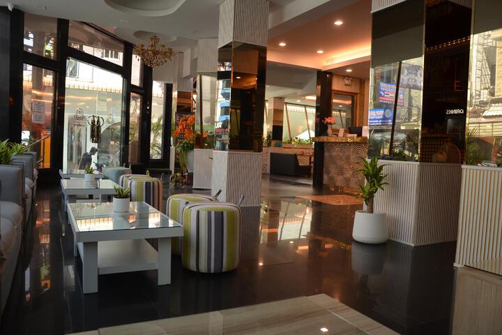 lounge