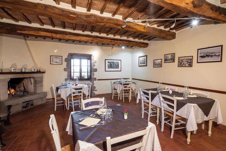 Dining 109 of 157