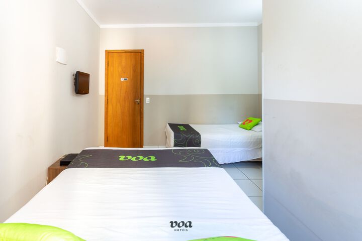 Room 54 of 57
