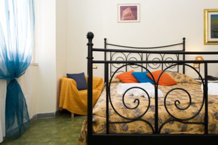 Room 38 of 123