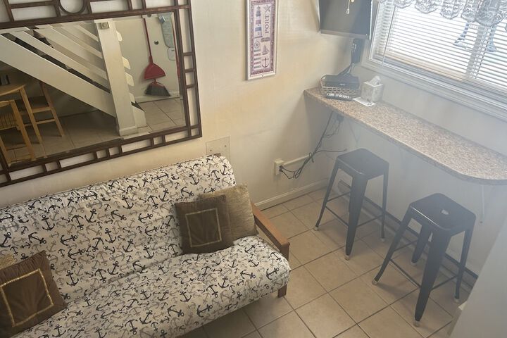 Room 19 of 51