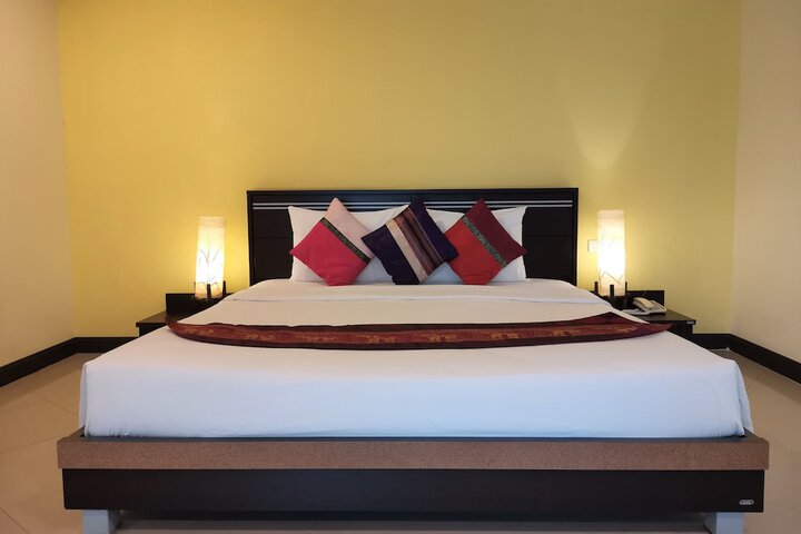 Room 17 of 40