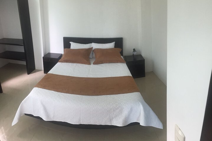Room 15 of 18