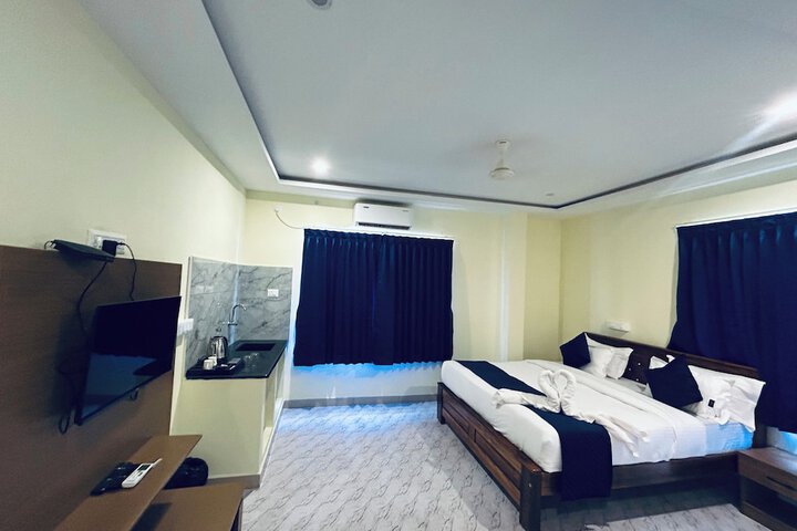 Room 12 of 24