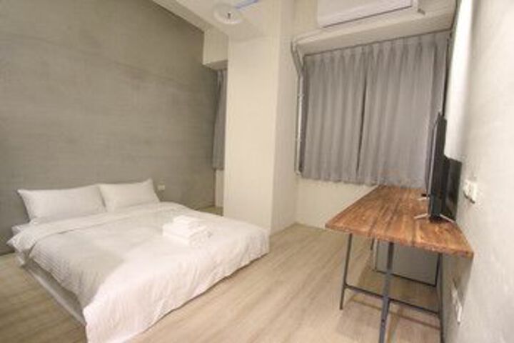 Room 56 of 64