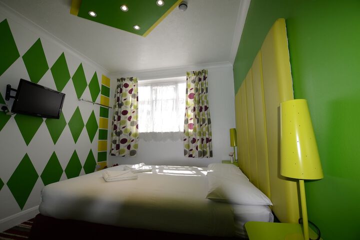 Room 12 of 58