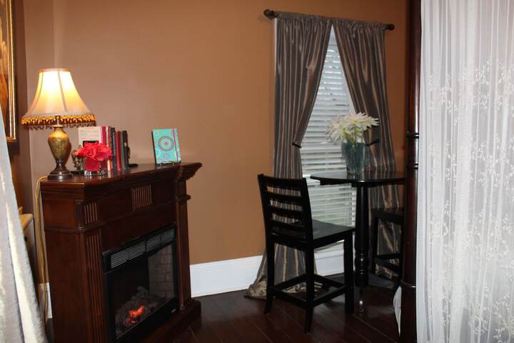 Room 18 of 65
