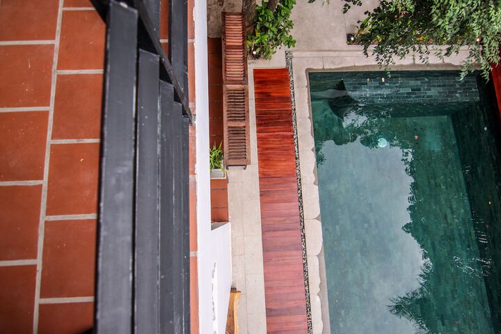 Pool 49 of 83