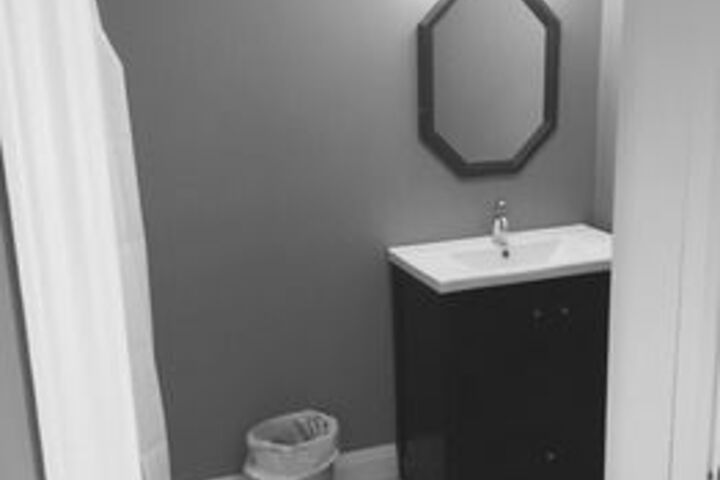 Room 14 of 37