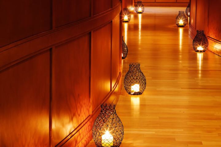 Ballroom/Hall 175 of 199