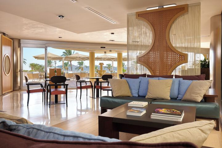 Guest Lobby