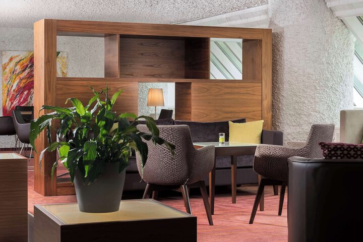 Hotel Interior 7 of 90
