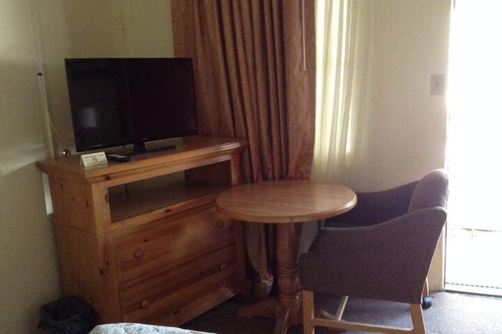 Room 26 of 47