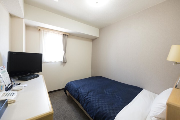 Room 6 of 40