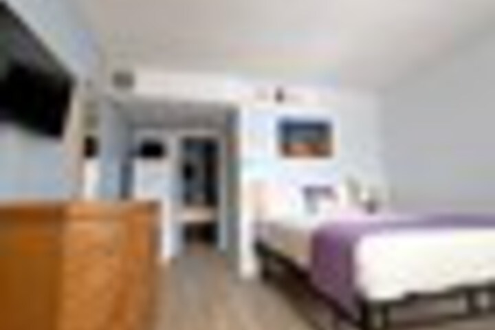 Room 20 of 258