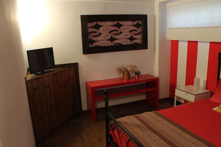 Room 8 of 22