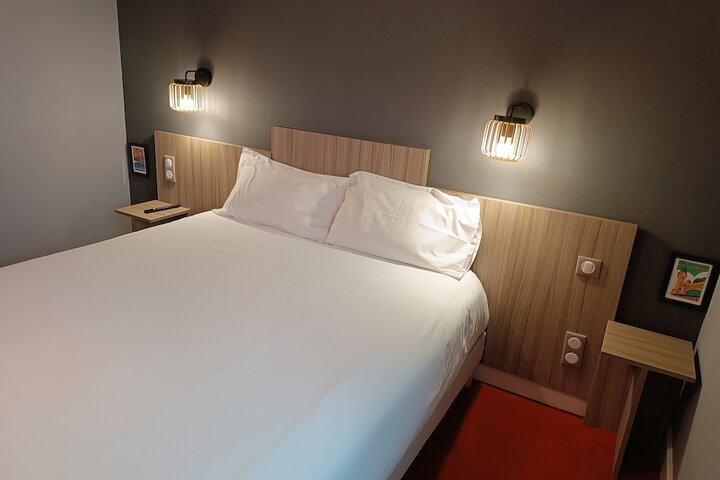 Room 19 of 54