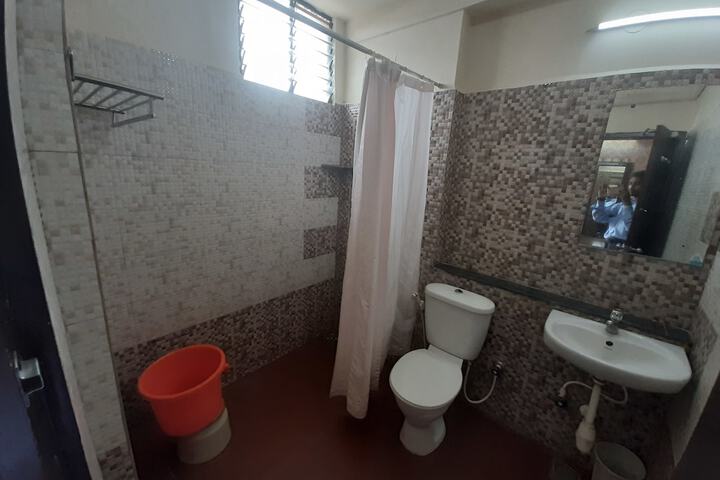 Room 18 of 31