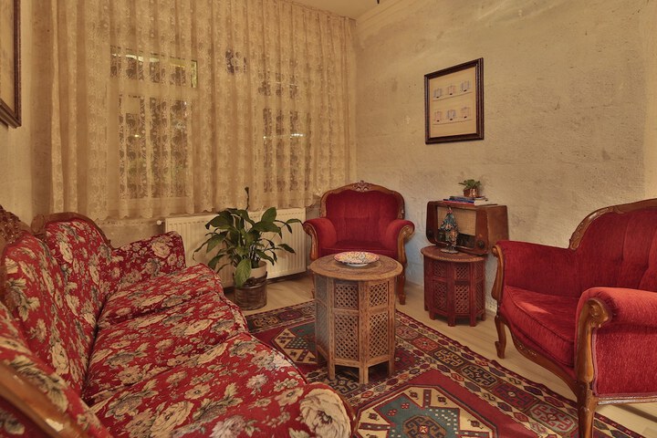 Hotel Interior 5 of 109