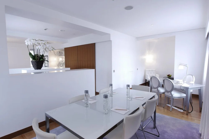 Dining Photos
