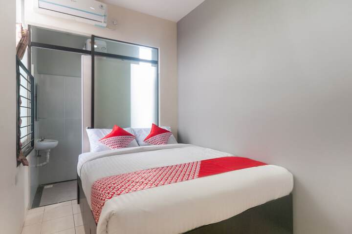 Room 14 of 20