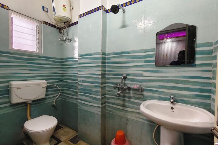 Room 10 of 70