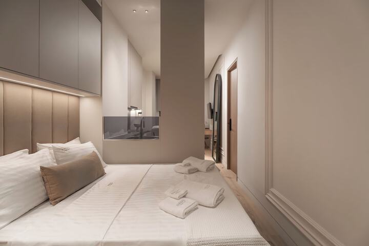 Room 20 of 58