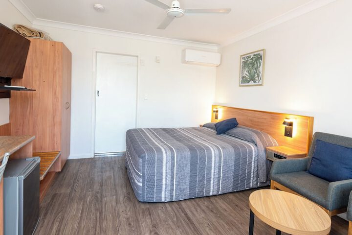 Room 12 of 50