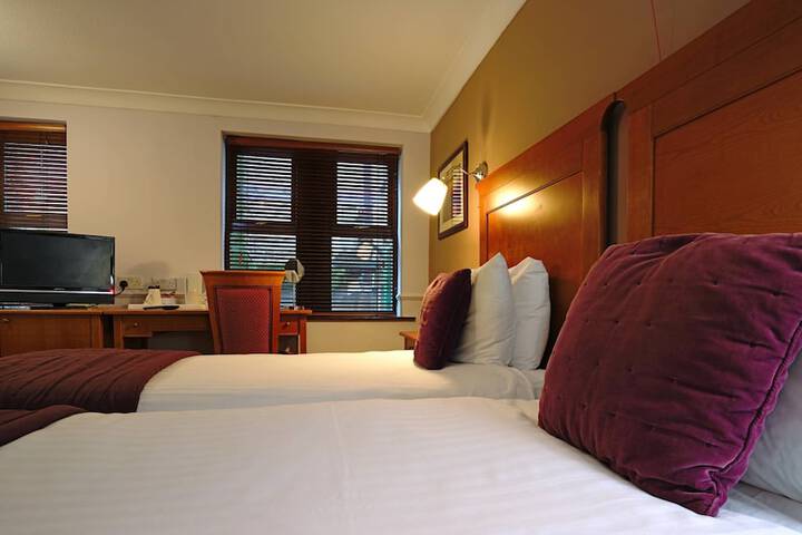 Room 37 of 113
