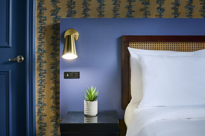 Room 5 of 22