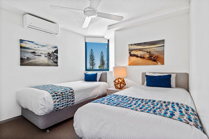 Room 5 of 65