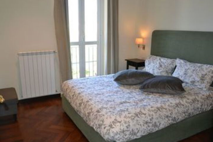 Room 4 of 15