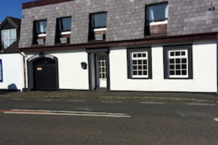 LOCHANS LODGE