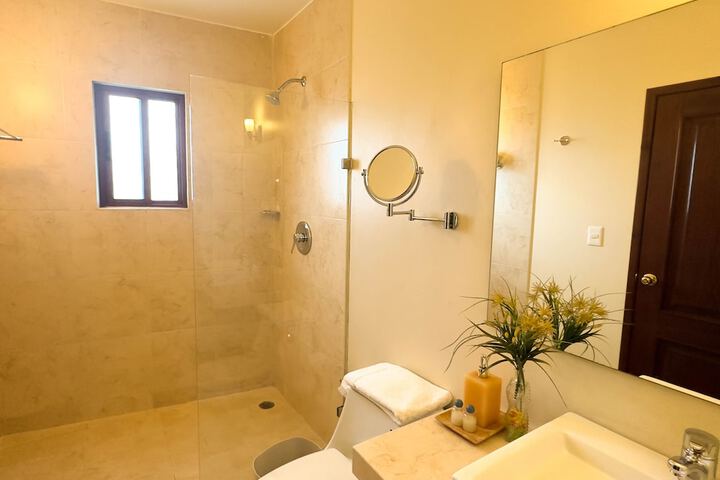 Room 14 of 23