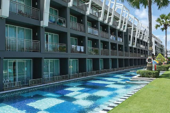 Pool 85 of 110