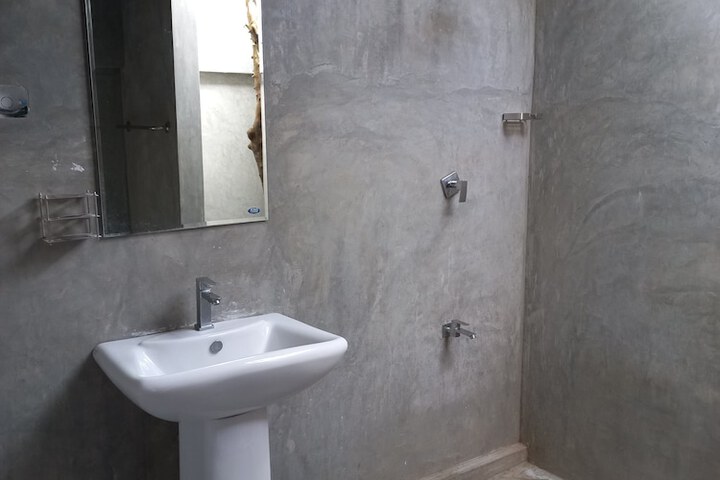 Room 18 of 22