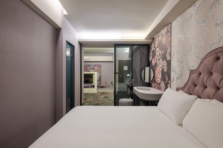 Room 20 of 109