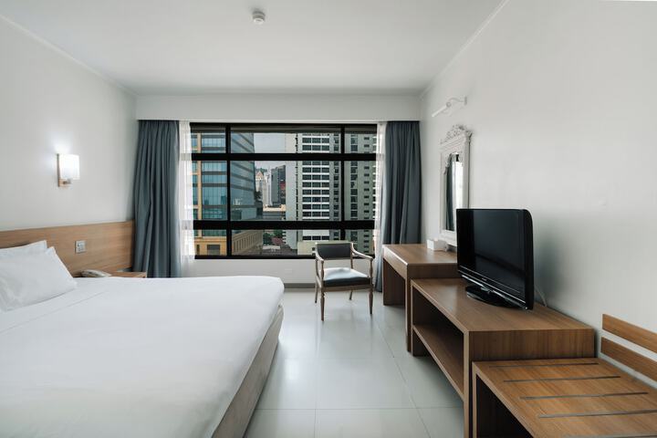 Room 31 of 85