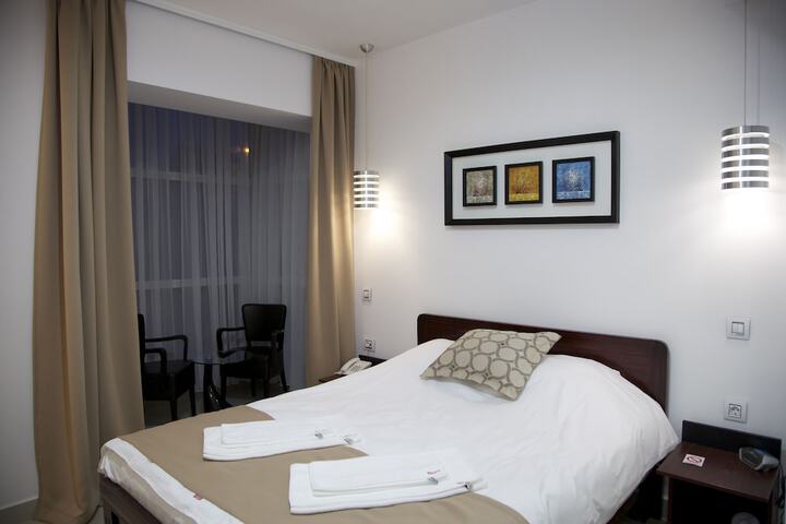 Room 10 of 55