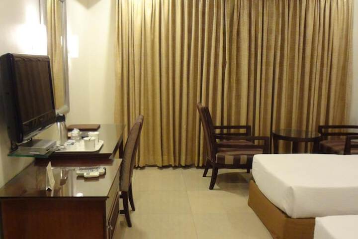 Room 18 of 60