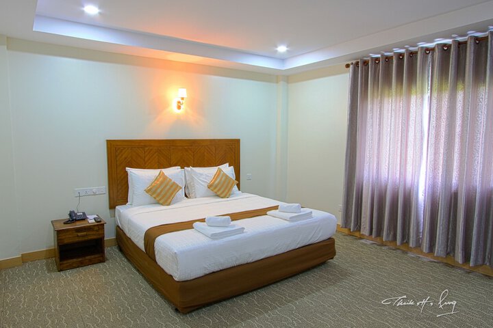 Room 10 of 25