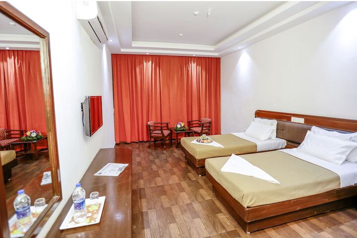 Room 7 of 15