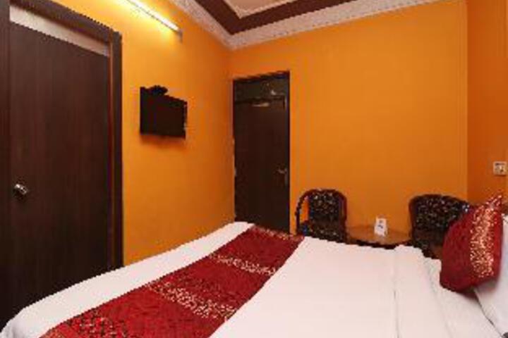 Room 22 of 22