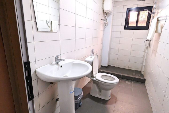 Room 12 of 46